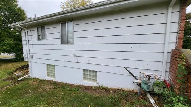 7810 E 88th St, Kansas City, MO 64138