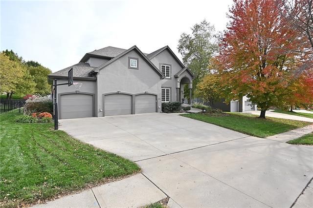 8631 N Eastern Ave, Kansas City, MO 64157