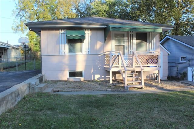 4409 N Jackson Ave, Kansas City, MO 64117