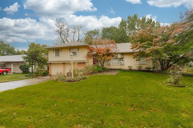 111 E 113th St, Kansas City, MO 64114