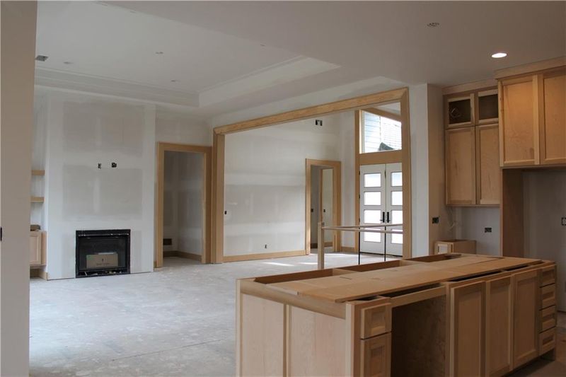 4402 W 155th Ter, Overland Park, KS 66224