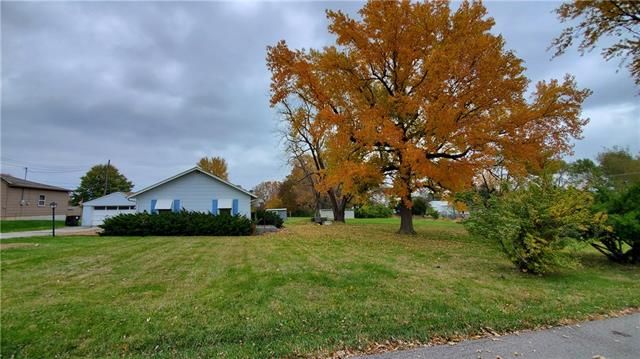 108 Myron Ave, Belton, MO 64012