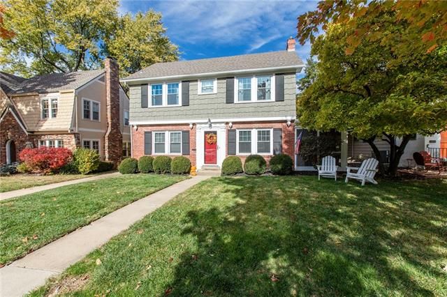 36 W 69th St, Kansas City, MO 64114