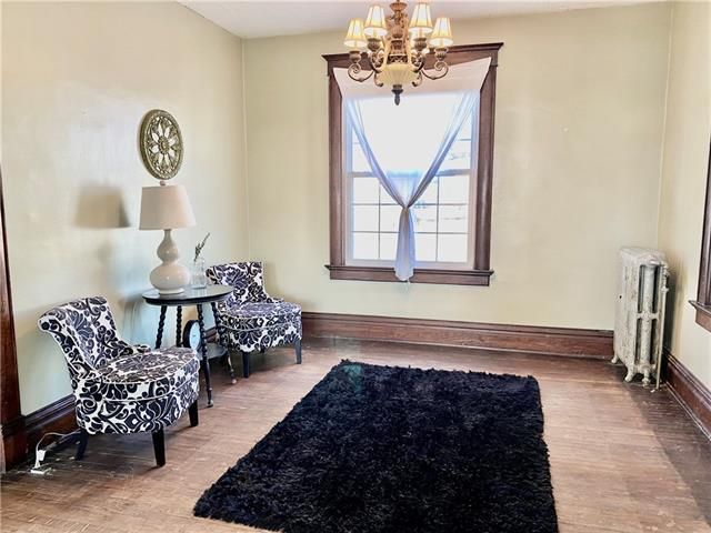 302 4th St, Maitland, MO 64466