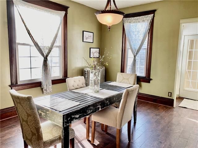 302 4th St, Maitland, MO 64466
