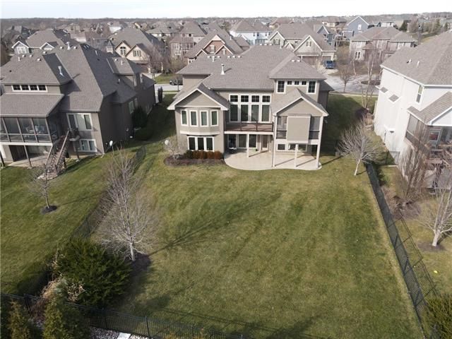 11405 W 166th St, Overland Park, KS 66221