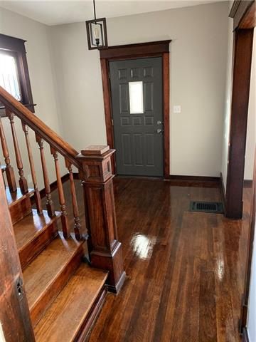 2808 E 11th St, Kansas City, MO 64127