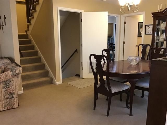8338 NW Overland Dr, Kansas City, MO 64151