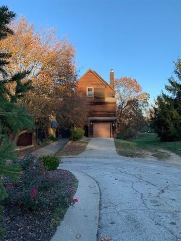4900 NW Barry Rd, Kansas City, MO 64154