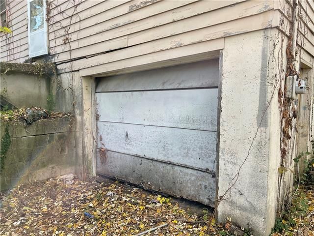 613 Grover St, Warrensburg, MO 64093