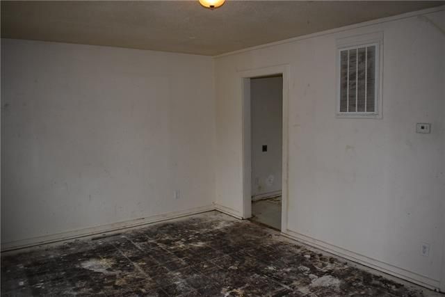 6008 Everett Ave, Kansas City, KS 66102