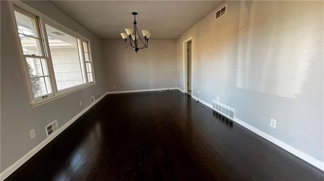 4501 E Red Bridge Rd, Kansas City, MO 64137