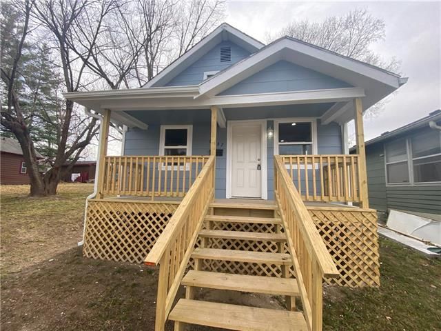 6237 E 12th St, Kansas City, MO 64126