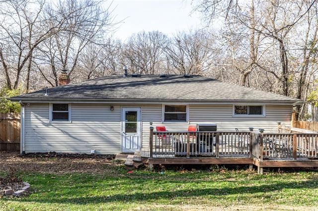 3717 N Cherry St, Kansas City, MO 64116