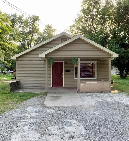101 N Cherokee N/A, Frontenac, KS 66763