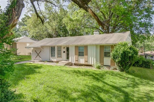 5903 E 96th Ter, Kansas City, MO 64134