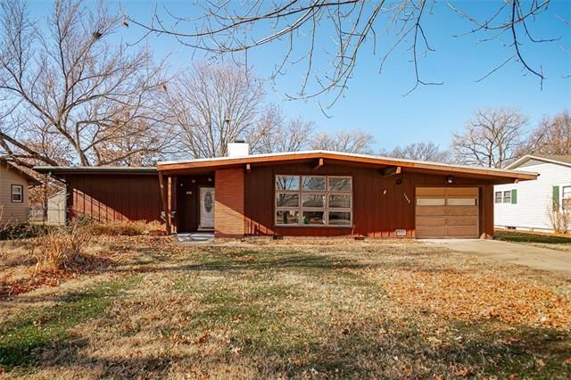 1440 S Maple St, Ottawa, KS 66067