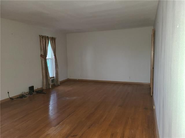 11139 E 44th Ter, Kansas City, MO 64133