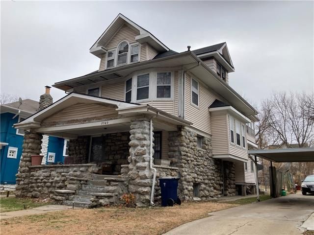 2949 E 29th St, Kansas City, MO 64128