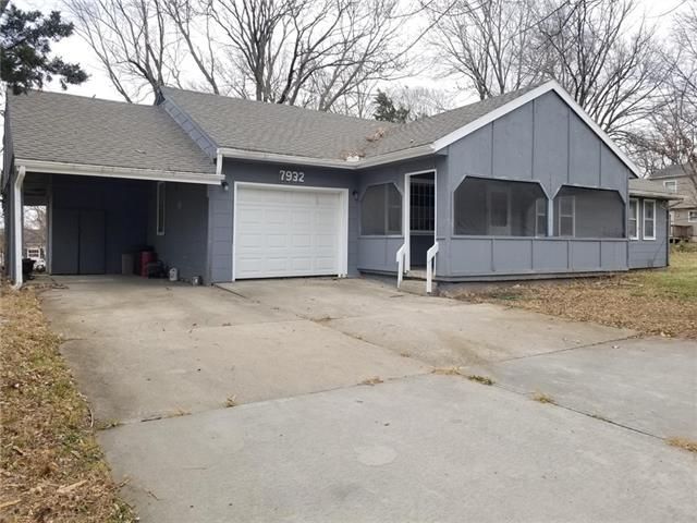7932 E 71st St, Kansas City, MO 64133