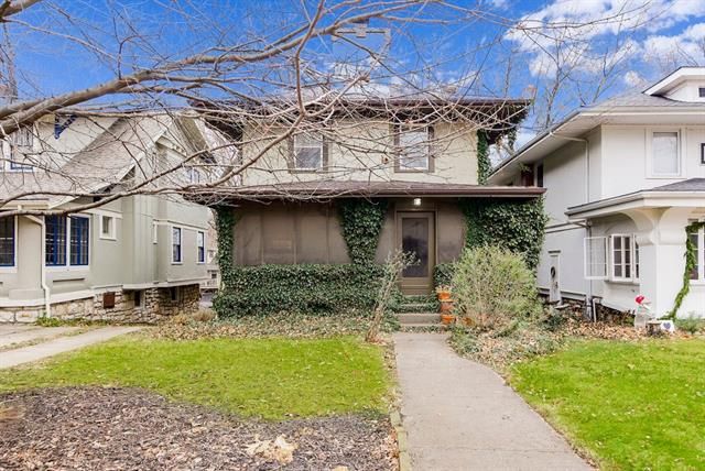 5810 Cherry St, Kansas City, MO 64110