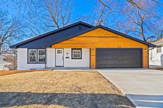 9236 Main St, Kansas City, MO 64113