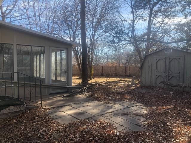 12023 E 46th Ter, Kansas City, MO 64133
