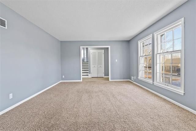 8936 Booth Ave, Kansas City, MO 64138