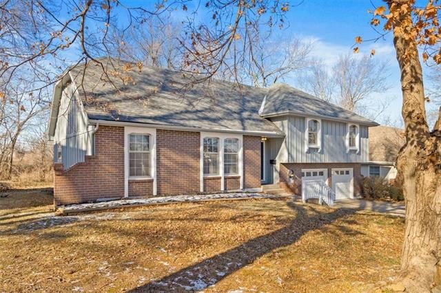 8936 Booth Ave, Kansas City, MO 64138