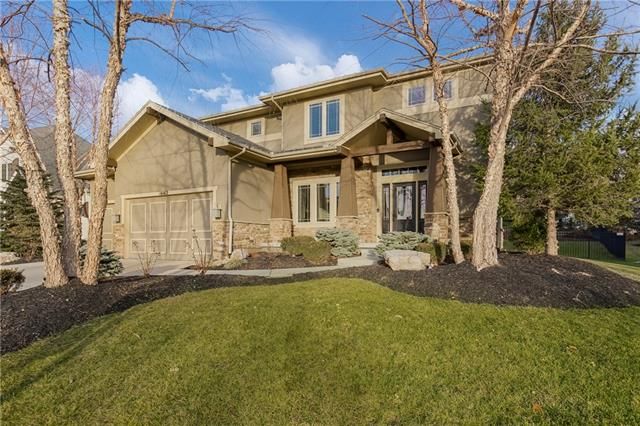 16413 Barton St, Overland Park, KS 66221