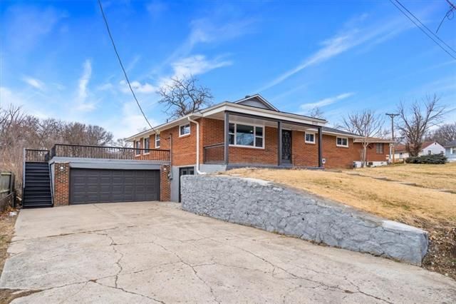 2710 N 28th St, Kansas City, KS 66104