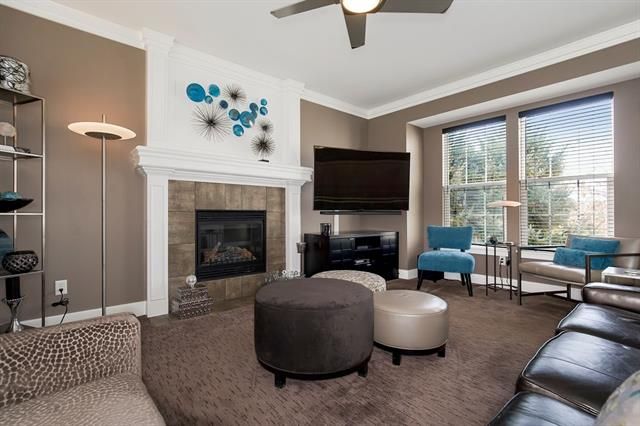 16455 S Fellows St, Olathe, KS 66062