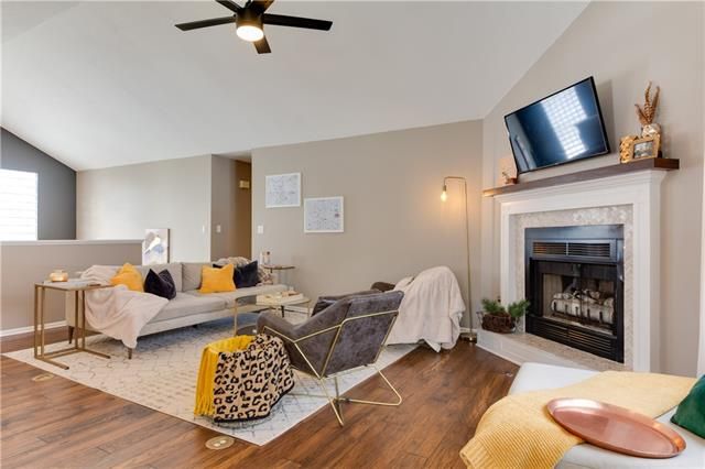 5719 Marty St, Overland Park, KS 66202