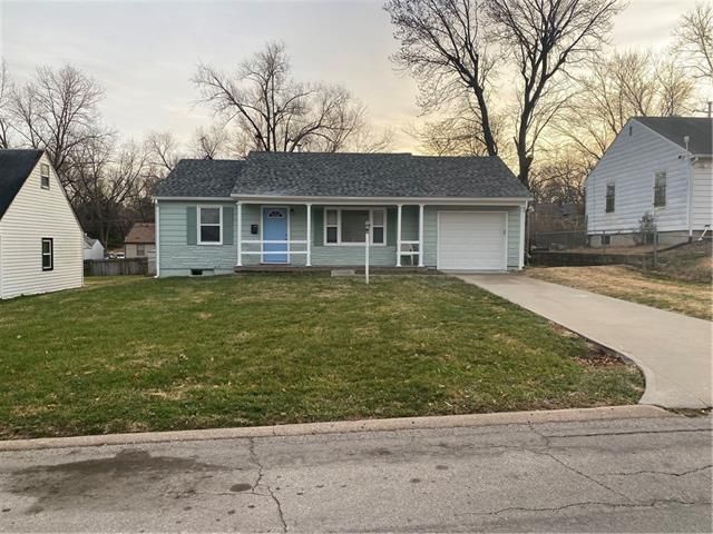 4237 E 67 Ter, Kansas City, MO 64132