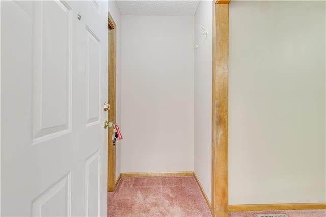 5505 Maywood Ave, Raytown, MO 64133