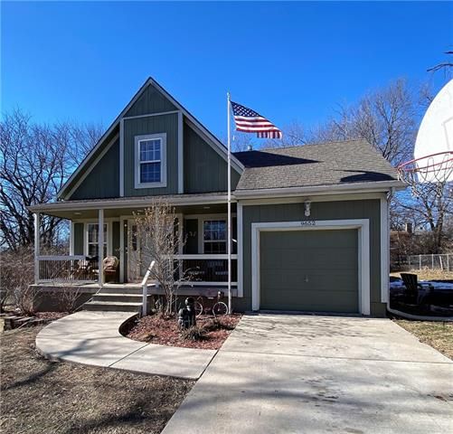 9652 Mcgee St, Kansas City, MO 64114