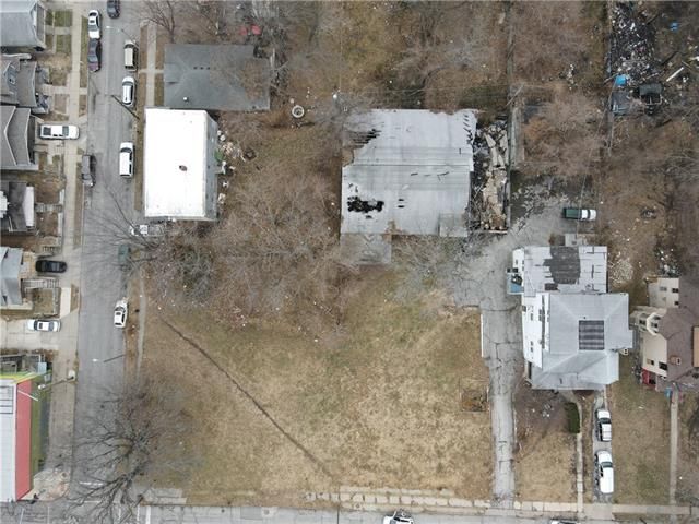 3415 E 9th St, Kansas City, MO 64124