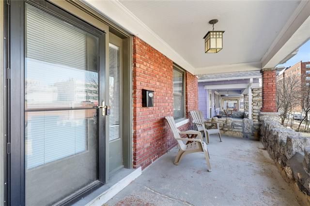 3411 Central St, Kansas City, MO 64111