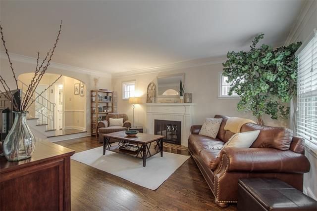 709 E 70th Ter, Kansas City, MO 64131