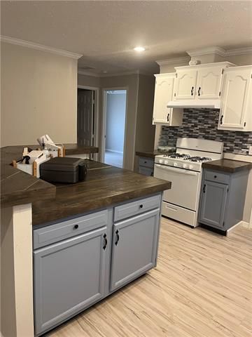 304 E Granby St, Frontenac, KS 66763