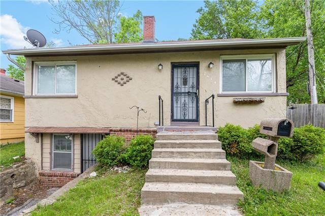 7614 Paseo Blvd, Kansas City, MO 64131
