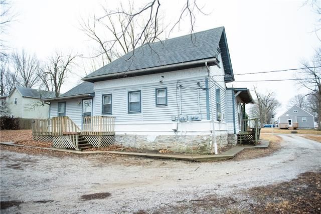 122 Mill St, Belton, MO 64012