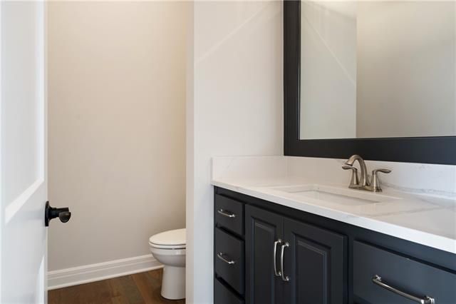 751 SW Redbuck Dr, Lee's Summit, MO 64081