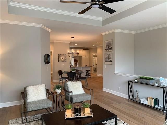 724 E 110th Ter, Kansas City, MO 64131