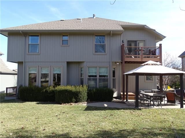 13928 Hauser St, Overland Park, KS 66221
