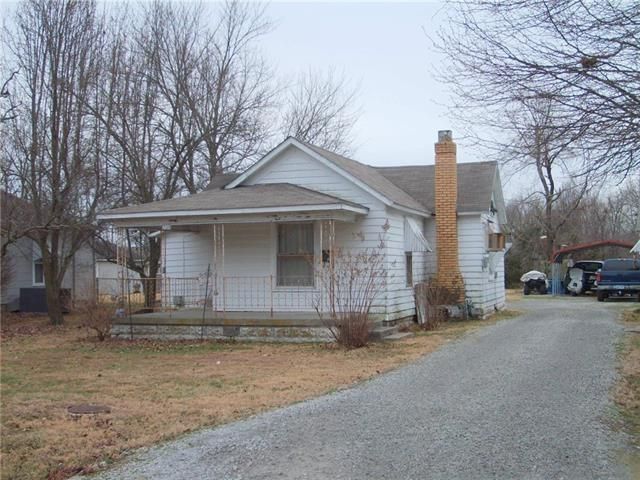 204 E Leighton St, Frontenac, KS 66763