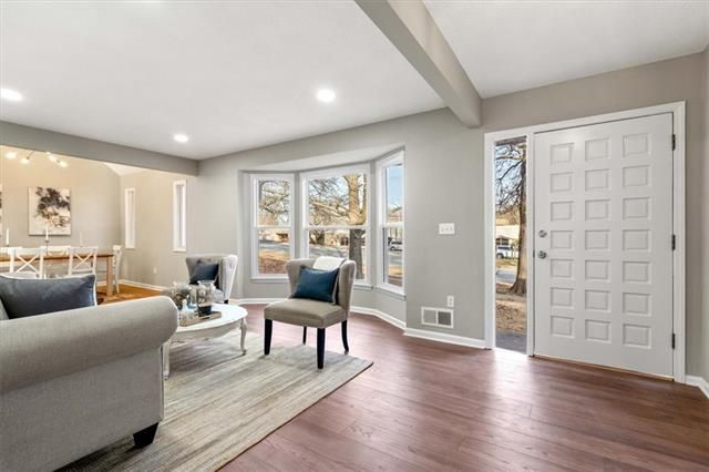 8734 Nall Ave, Overland Park, KS 66207