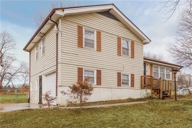 7514 E 76th St, Kansas City, MO 64138
