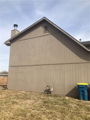 463 Spring Ave, Liberty, MO 64068