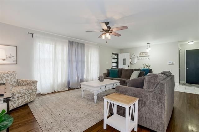 4412 E 105th St, Kansas City, MO 64137